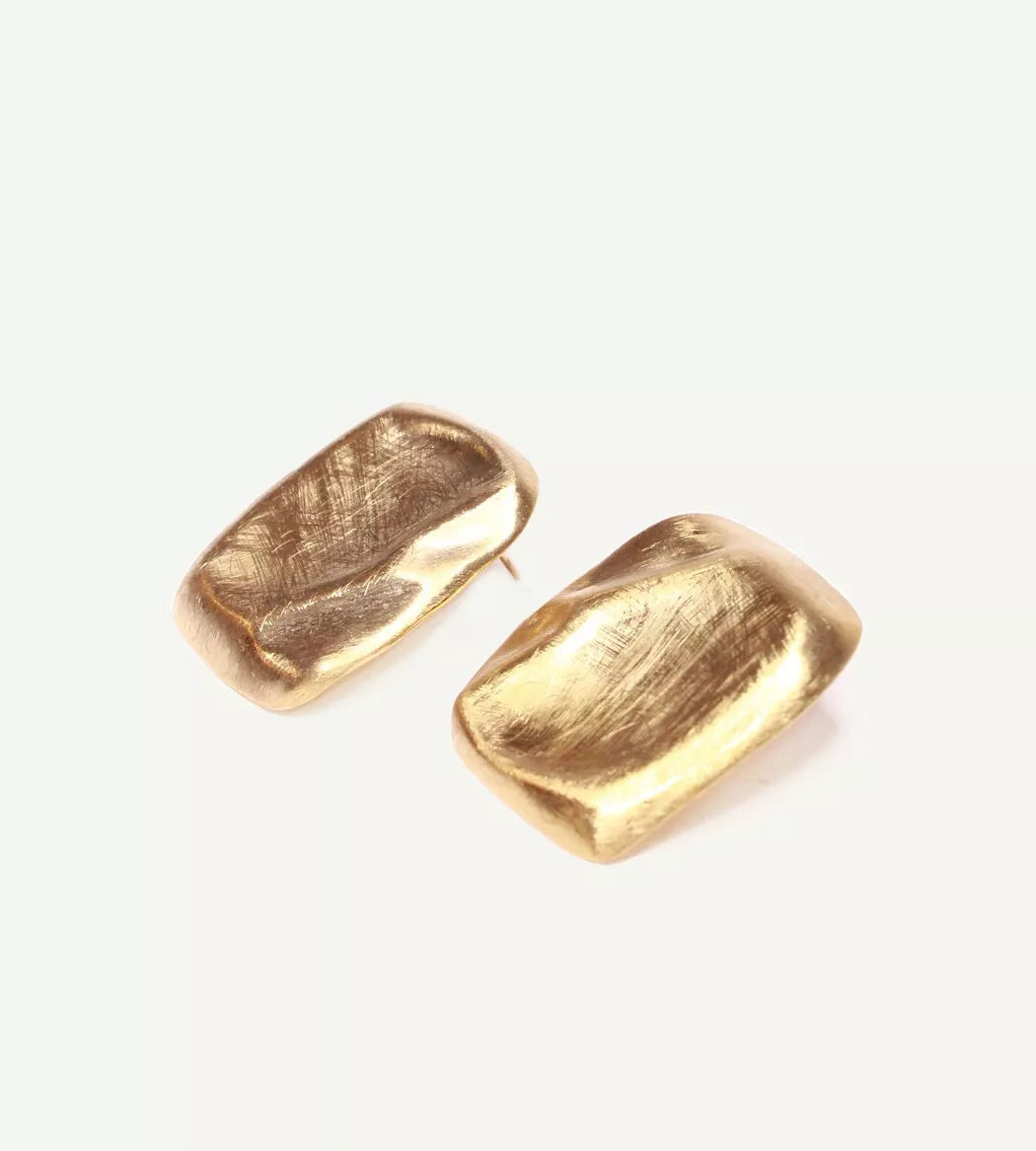 ✨ Boucles d’oreilles carrées Petra Or – Création dorée graphique & fait main en France