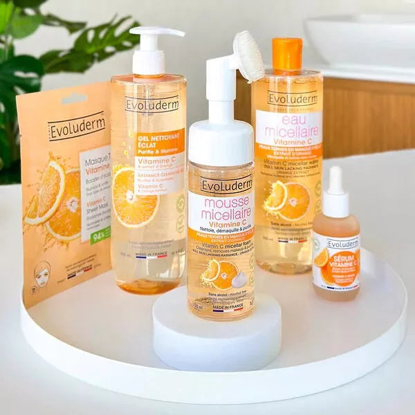 gamme complète evoluderm à la vitamine c, incluant mousse micellaire, eau micellaire et soins visage